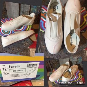 Men’s new Calli cream slip on sneakers. Size 12